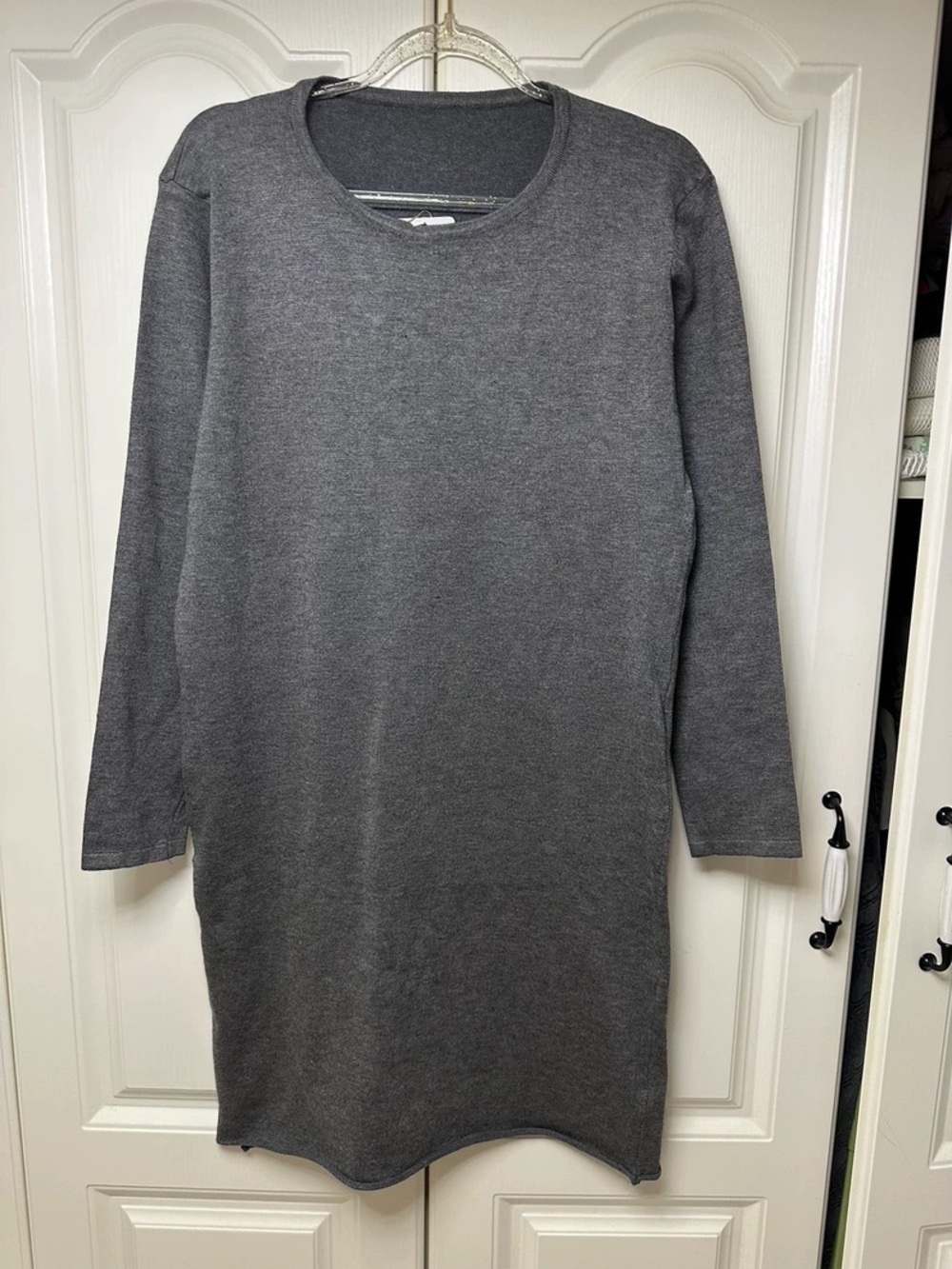 Classic Gray Long-Sleeve Sweater Dress - Women's
